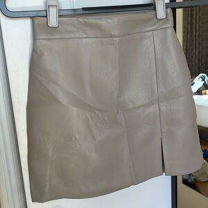Aritzia Wilfred Patio Mini Skirt size 00